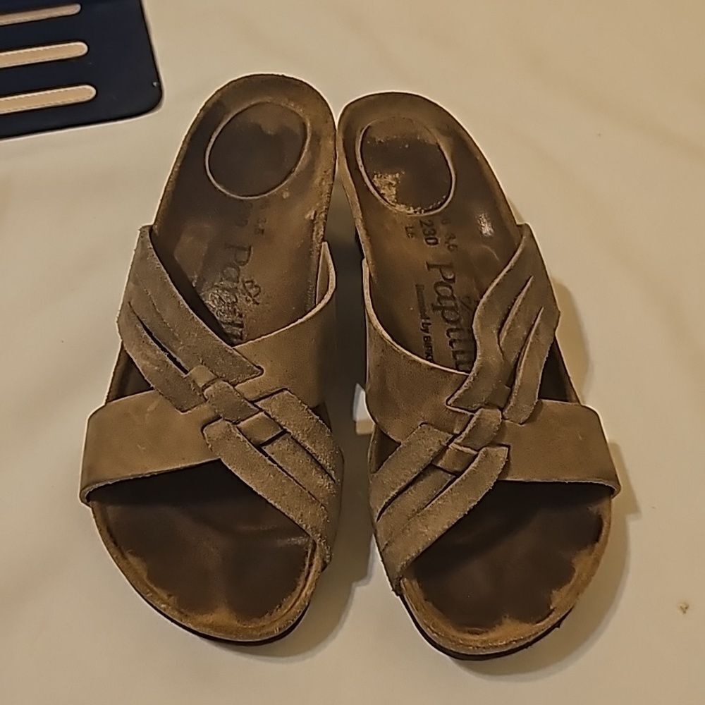 Birkenstock papillio Heeled suede sandals size 6.5‎